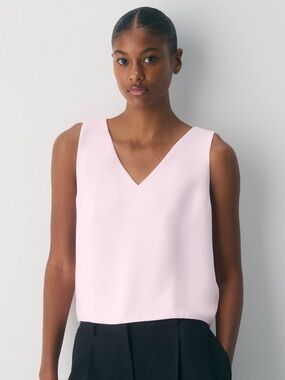 Babaton Blush Pink Sleeveless V-Neck Top